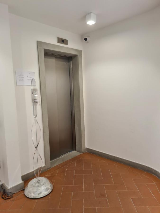 Orafi Tower Apartment Firenze Bagian luar foto